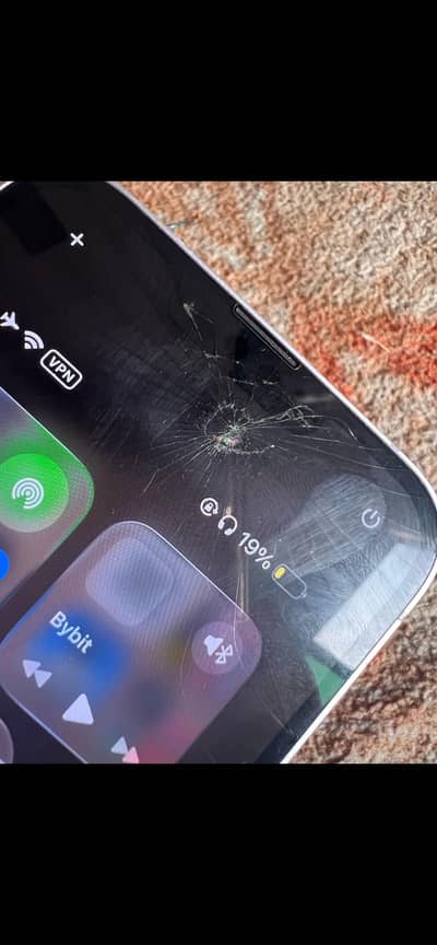 iPhone 14plus white color urgent sale