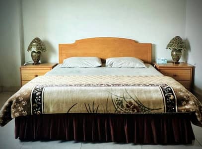 Queen Size Bed set and Dressing Set (Imported: Dubai)