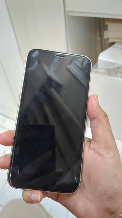 Apple Iphone 11 128 GB PTA Approved KIT