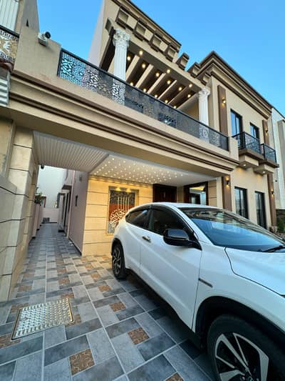 10 Marla Brand New House For Sale In Bahria Orchard Raiwind Lahore