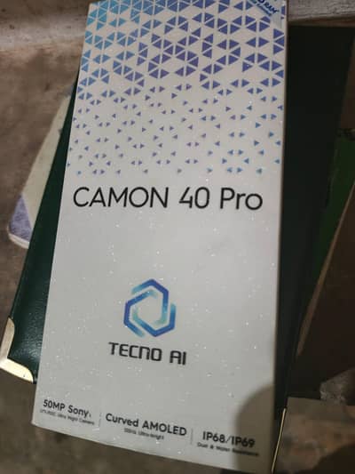 Techno camon 40 pro