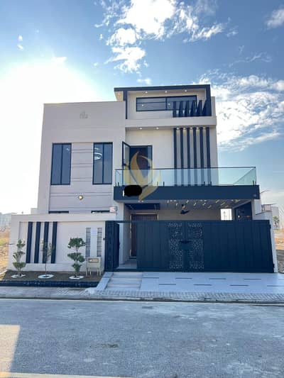 10 Marla Lavish House for Sale in H Block, Kohistan Enclave Near GT Road Wah Cantt