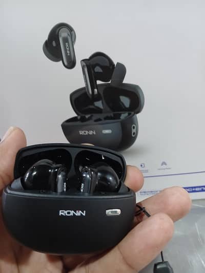 Ronin Eminence earbuds(7050)_Box Pack|1Day used|1Year warranty