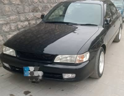 Toyota Corolla XE 2000