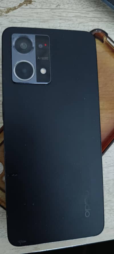 Oppo F21 pro, 9/10, with box also