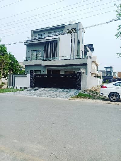 Central Park G Block 10 Marla House Modren Design House Available For Sale Prime Location . . . .