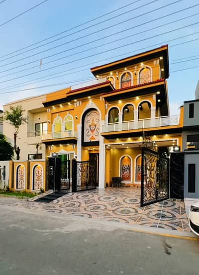 10 Marla Spanish Outclass Location Solid Construction House Available For Sale Prime Location Near Tooo Park And Masjid All Facilities Available Here. . .