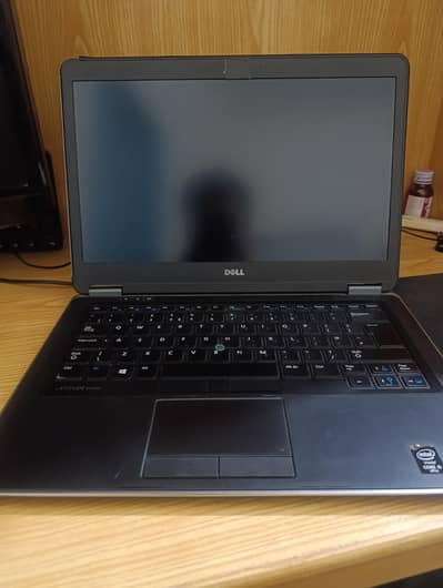 Dell 7440