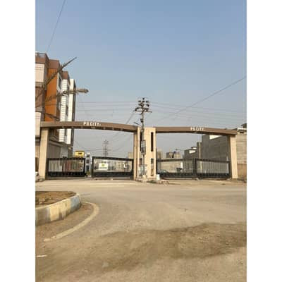 Commercial main 150FEET ROAD PLOT FOR SALE 80YARDS IN PUNJABI SAUDAGARAN PS City 2