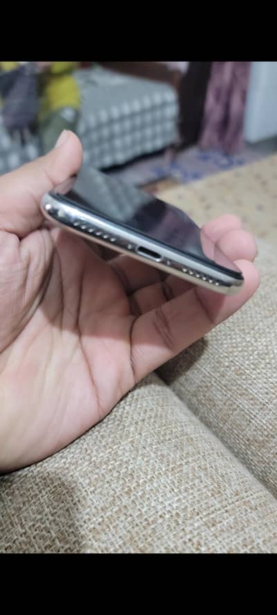 urgent sale iphone x 256 gb pta approved