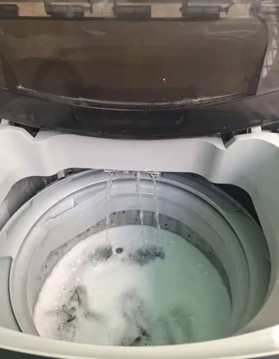 Orient 7 kg load washing machine working very nice