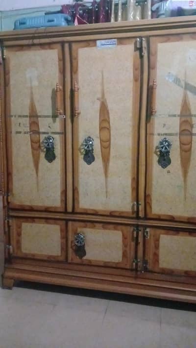almari with good condition 03244251036