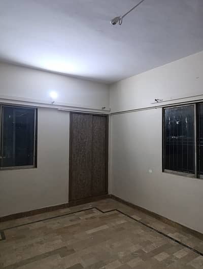 Prime Location 950 Square Feet Flat In North Karachi - Sector 11-C/1 Best Option