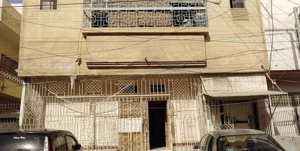 500 yards Demolish House, Park Face, Block D, North Nazimabad