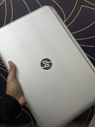 HP Pavilion DV7 i7 4th Generation