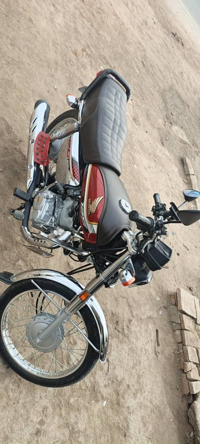 Honda CG 125 silver edition (self start)