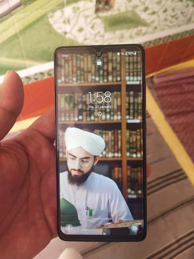 samaung galaxy a51  6/128 with box  and without charger