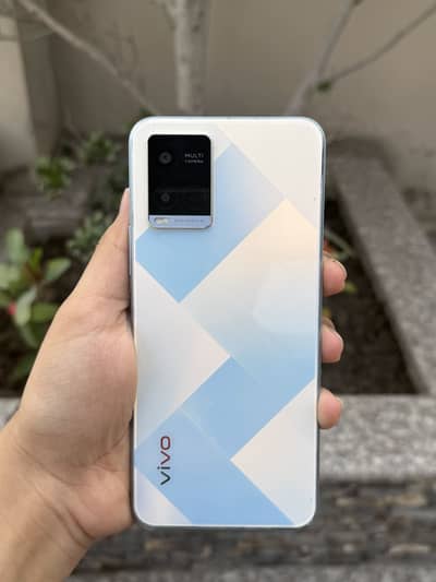 Vivo Y21