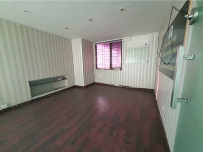 Sami Furnished Area 1650 Sqft Available For Rent Corporate Office in Main Boulevard Gulberg 3 Near Liberty Chowk Lahore