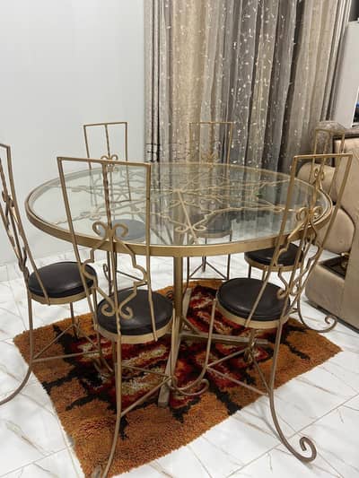 Beautiful dining set for sale