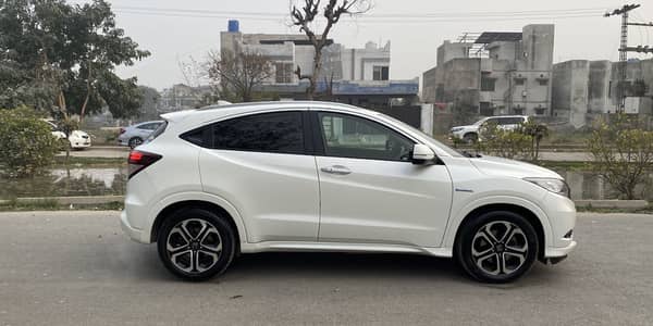 Honda Vezel Z 2015