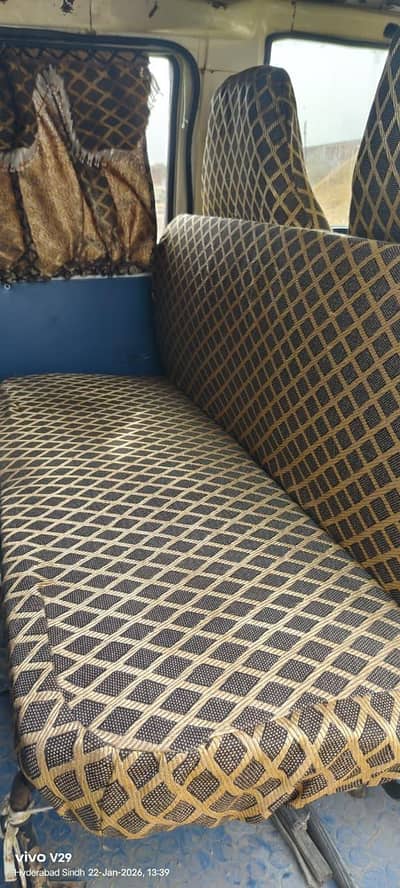 Suzuki Bolan Ravi 2012