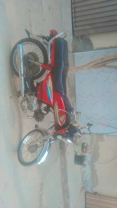 CD70 used good condition 2016 modol all documents complete urgent for