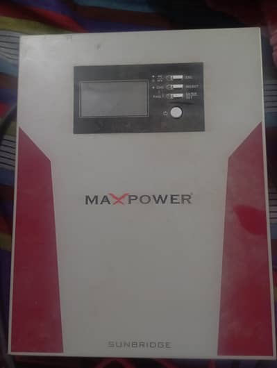 Maxpower sunbridge 2000, solar inverter and UPS