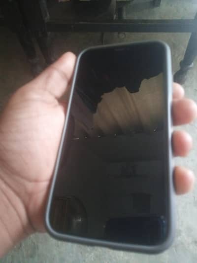 I phone 11 non pta 64GB exchange possible read dicription