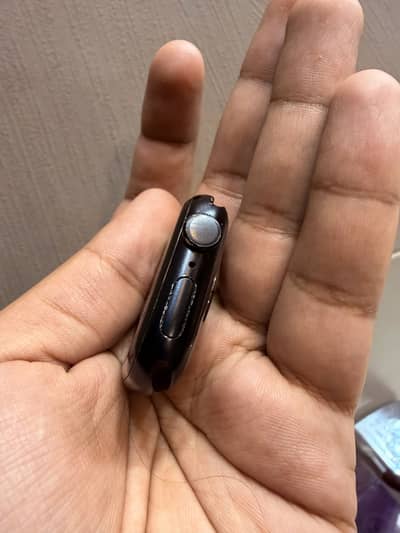 Apple Watch Series 8 - 41MM - 99% Battery Health