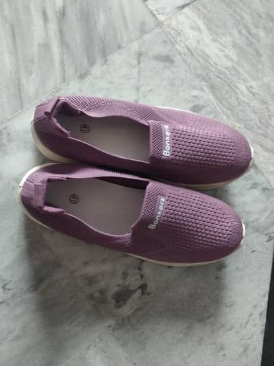 women new sneakers size 41