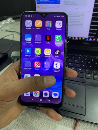 Redmi 8 (4-64) Bilkul saaf genuine set