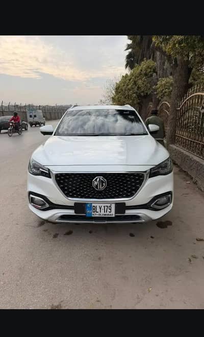 urgent for sale only serious customer contact on Whats App