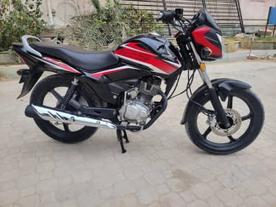 Honda cb 125f 2022 model black colour