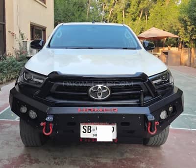 Toyota Hilux Revo V  2.8 2020   Model