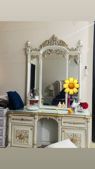 Pure wood Dressing table