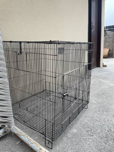 Cage for sale in new condition