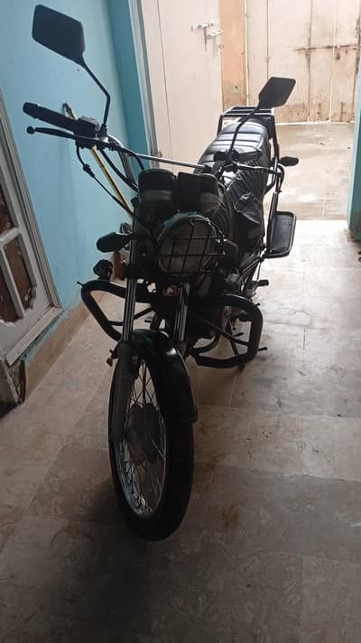 SUZUKI GS 150 FOR URGENT SALE 8/10