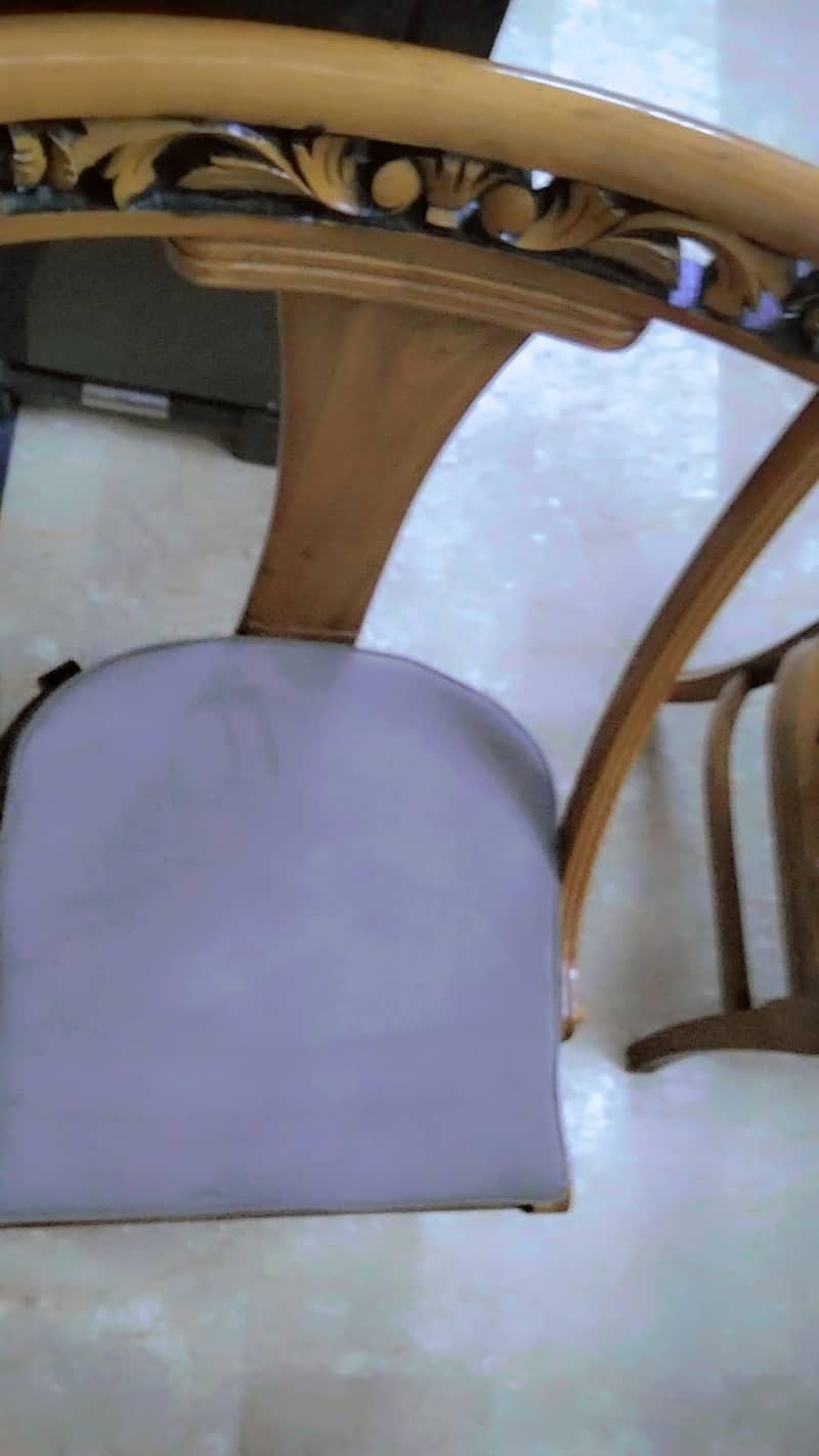 heavy class dining table 7