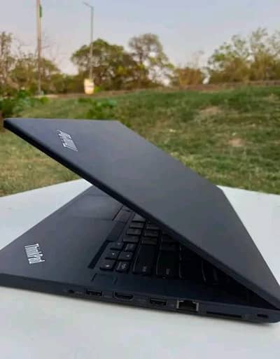 Lenovo Thinkpad T470s i5 6th gen  8,256 SSD 14.1 Display Ultra slim