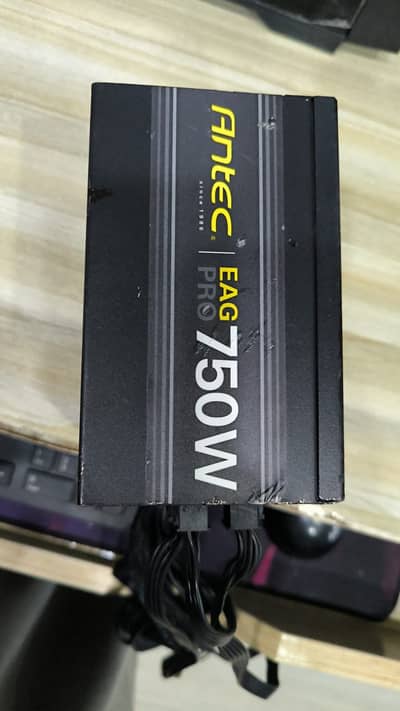 Antec EAG (Earthwatts) Pro 750Watts 80+ Gold Semi-Modular Power Supply