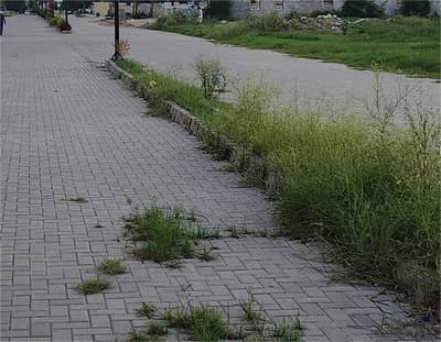 I-10 Main Road Building with Big Parking area Plot Size 4 Kanal with 2 Kanal Extra Land Total 6 Kanal area For Sale