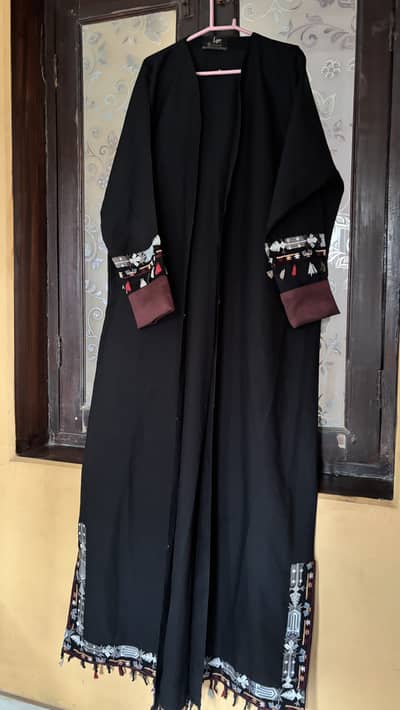 Saudi abaya branded worn once twice all are in excellent condition