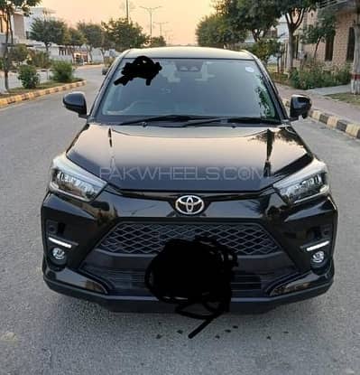 Toyota raize Zpakage top of the line variant