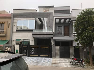 Brand New Luxury 5 Marla House in AA Block