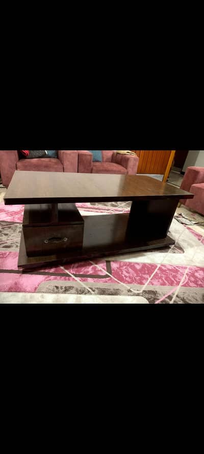 Table LED/TV 4 ft width