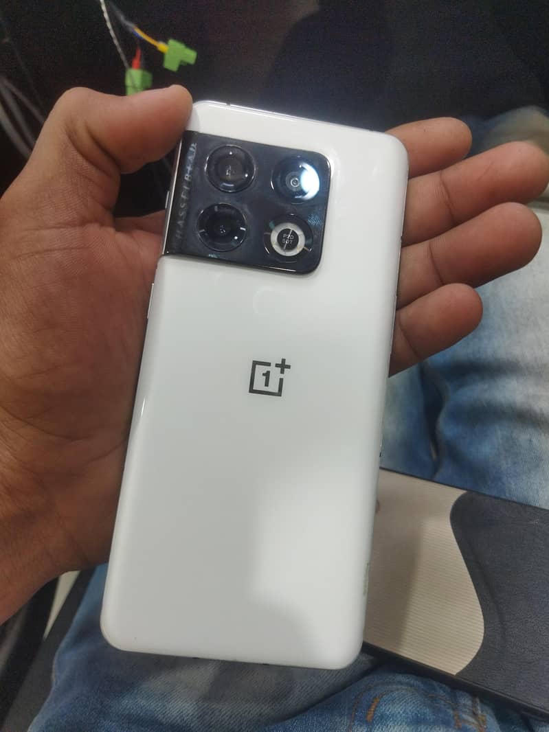 OnePlus 10 2