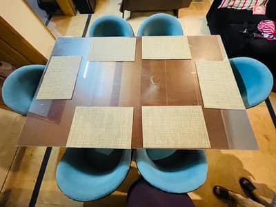 6 seater dinning table