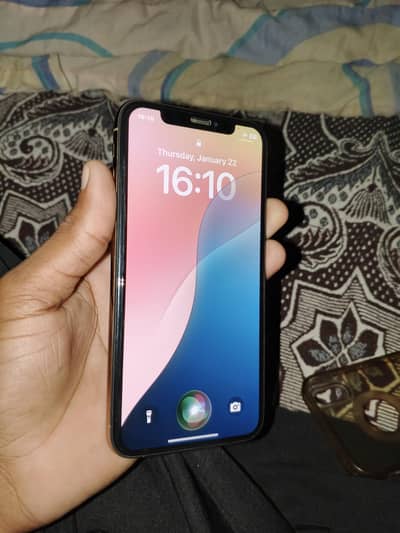 Iphone Xs Golden Colour In reasonable . . . Price. . . . .