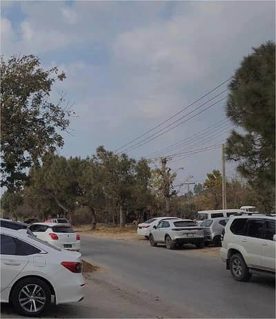 I-10 6 Kanal Plot with Good Location Best Investment Opportunity